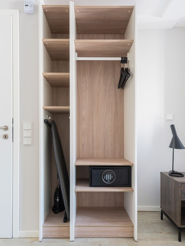 ヌマ フランクフルト ブラウ