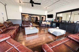 ザ パブ ウィズ プライベート ヤード & パーキング ニア ザ フォールズ & カジノ バイ ナイアガラ ホスピタリティ