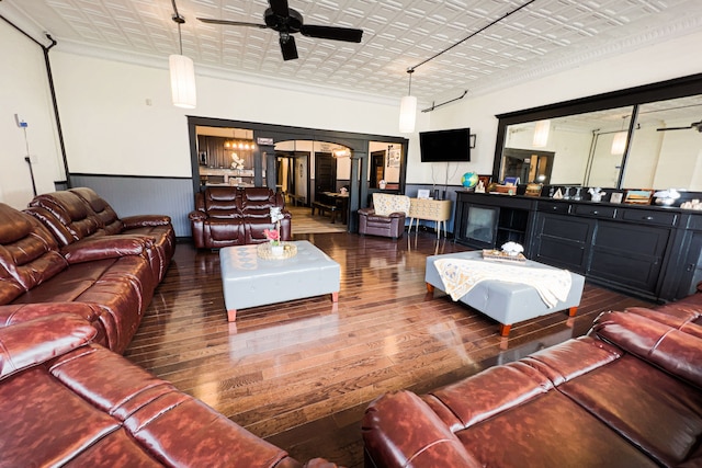 ザ パブ ウィズ プライベート ヤード & パーキング ニア ザ フォールズ & カジノ バイ ナイアガラ ホスピタリティ