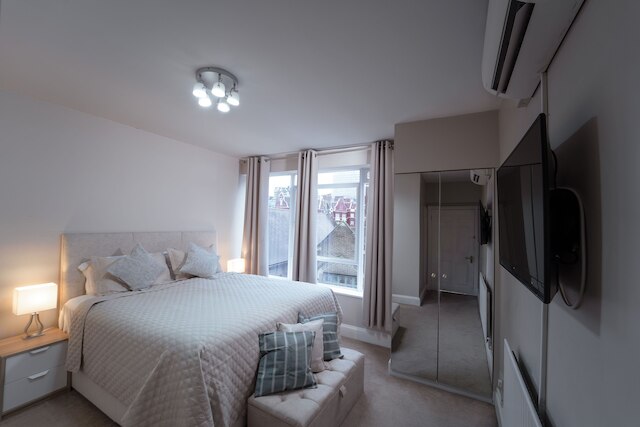 パーク レーン アパートメンツ クローフォード プレイス