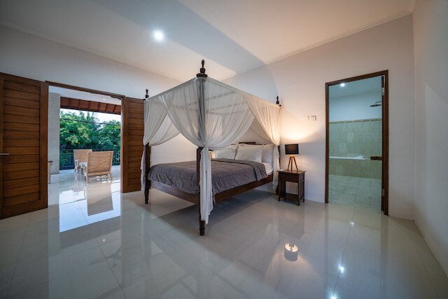 AV ヴィラ・デヴィナ