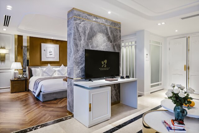 ル パビヨン ホイアン ギャラリー ホテル & スパ