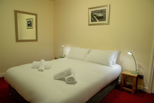 ナイトンホテル