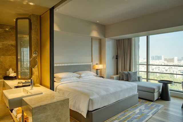 ゲートウェイ アーメダバード シンドゥ バヴァン