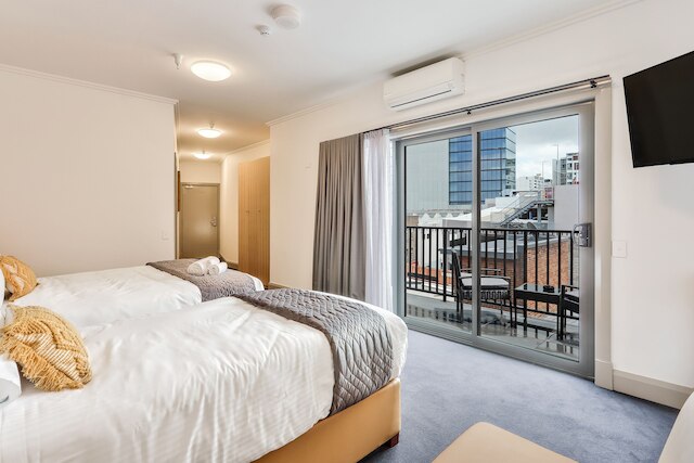 メリディアン ホテル