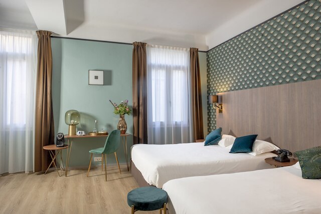 ブリストル ホテル