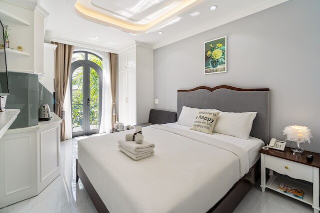 ザ ロイヤル ホーミーズ - フー ミー フン