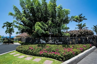 アリイ コーブ G3 ビューティフル グラウンド フロア スペーシャス 2 ベッドルーム ウィズ エアコン