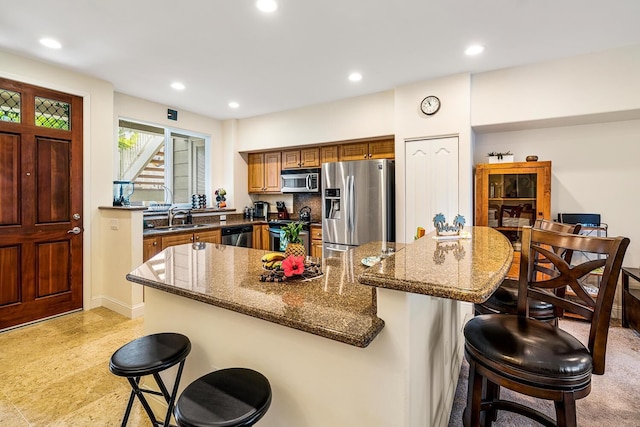 アリイ コーブ G3 ビューティフル グラウンド フロア スペーシャス 2 ベッドルーム ウィズ エアコン