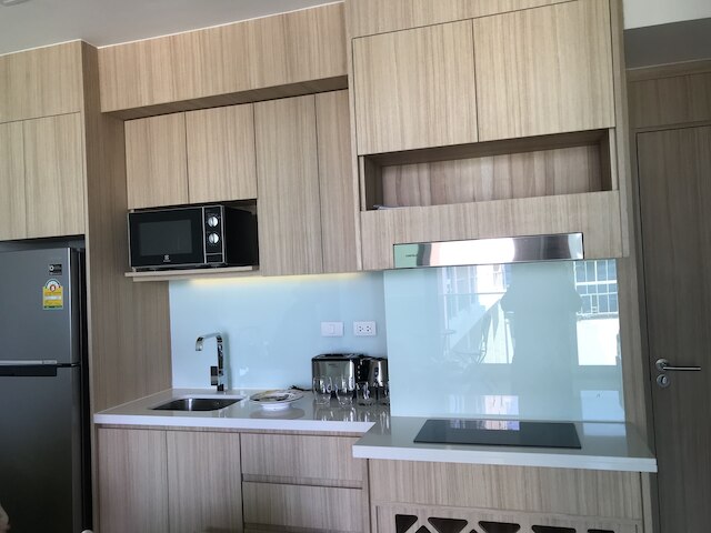 シティ コンド バイ ソンポォン