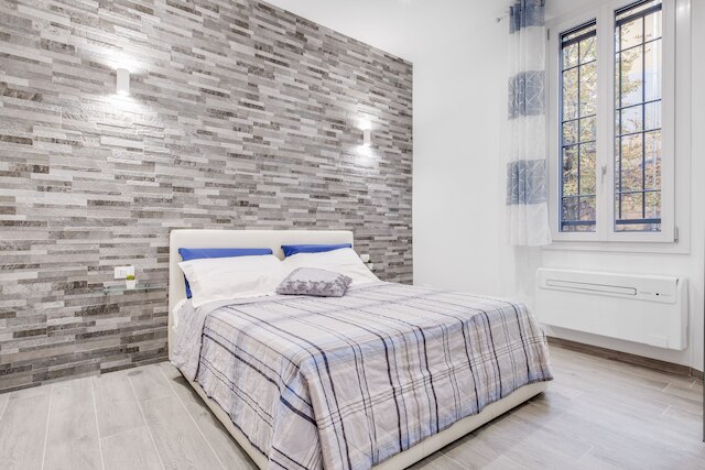 ボログニーナ チントロ スタツィオーネ アパートメント