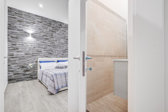 ボログニーナ チントロ スタツィオーネ アパートメント