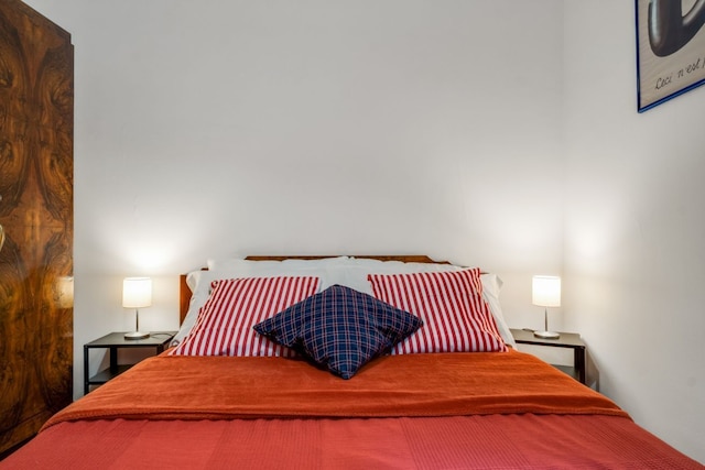 ア ドゥエ パッシ ダッラ ピナコテカ アパートメント