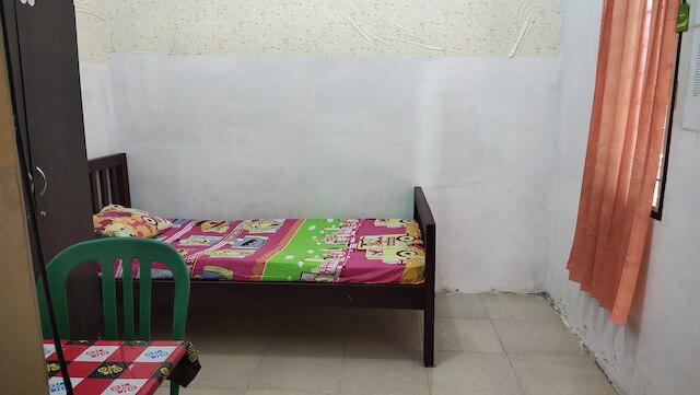 イエロー ハウス