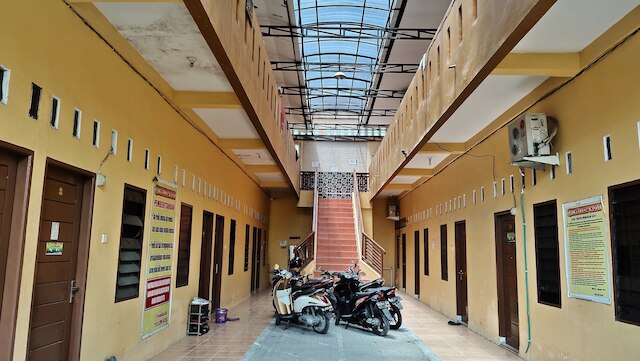 イエロー ハウス