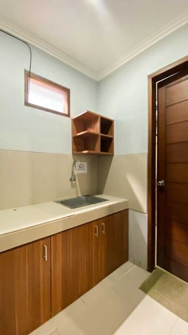 プラダ アパートメント