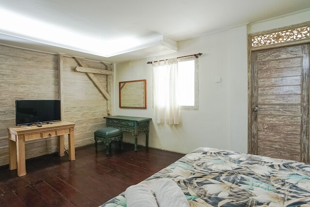 バリトゥン ヴィラ スミニャック