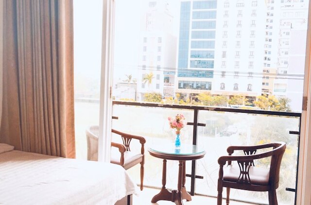 グエン ホテル アンド ホームステイ