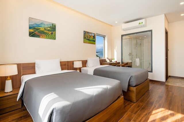 アベニス ホテル