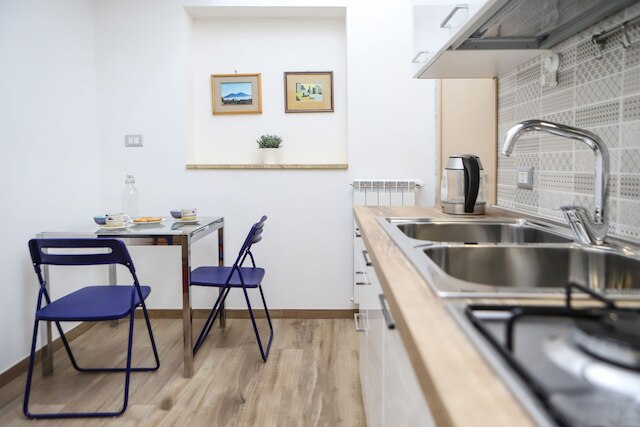 トリブナリ ファミリー アパートメント