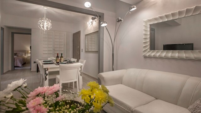 LUス ベッドルーム ホーム オン ザ ステップス オブ アクロポリス