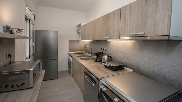 LUス ベッドルーム ホーム オン ザ ステップス オブ アクロポリス