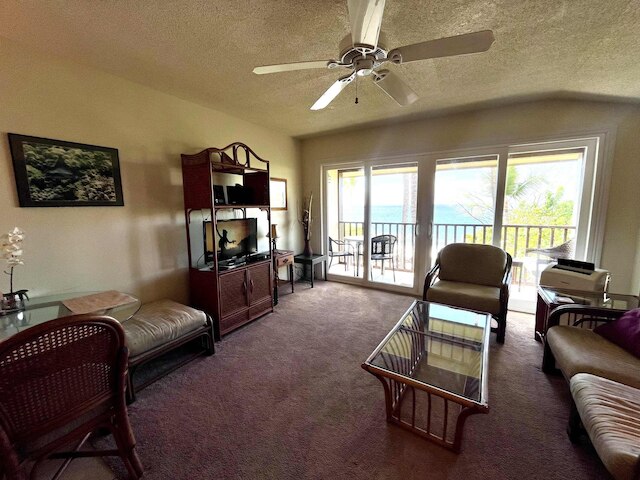 コナ アイル オーシャンフロント コンド ウィズ エアコン!