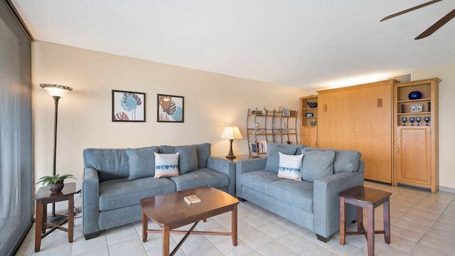 コナ アリイ オーシャンビュー プール ショップス & レストランツ