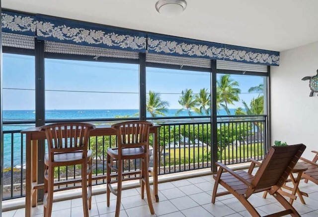 コナ アリイ オーシャンビュー プール ショップス & レストランツ