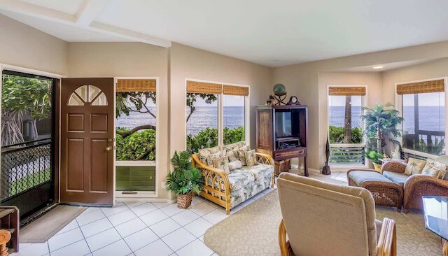 オーシャンフロント アット ザ カナロア ウィズ エアコン！