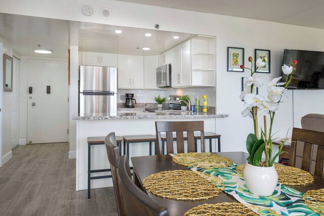 イリマスイート アット ザ イリカイ ショート ウォーク トゥ ビーチ!