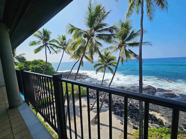 コナ ナル オーシャンフロント コンド & モア!