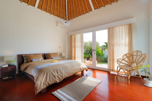 トラディショナル プライベート  ヴィラ  3 ベッドルー ウルワツ