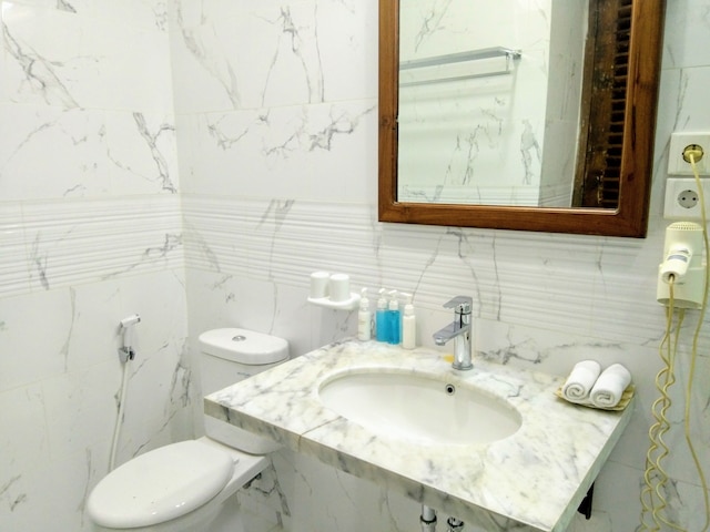 2 ベッドルームズ ビィンテージ アパートメント 10 - バルコニー プライベート キッチン リビングルーム プール