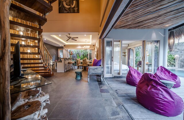 ラグジュアリー ヴィラズ メルシ リゾート 3 ベッドルームズ スミニャック 1