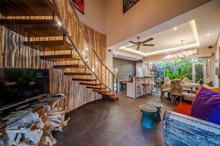 ラグジュアリー ヴィラズ メルシ リゾート 3 ベッドルームズ スミニャック 1