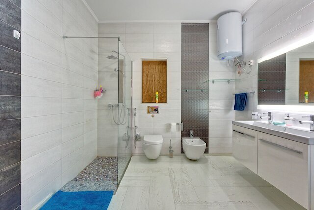 シーフロント アパートメント イン スリマ ウィズ プール アップマーケット コンプレックス