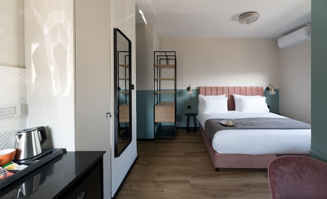 ディゼンゴフ ガーデン ホテル