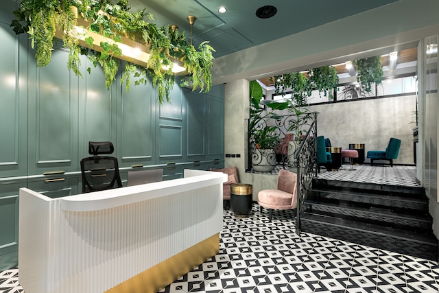 ディゼンゴフ ガーデン ホテル