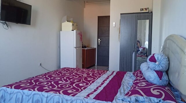 メナラ ランクット ビズ スクエア バイ デディ