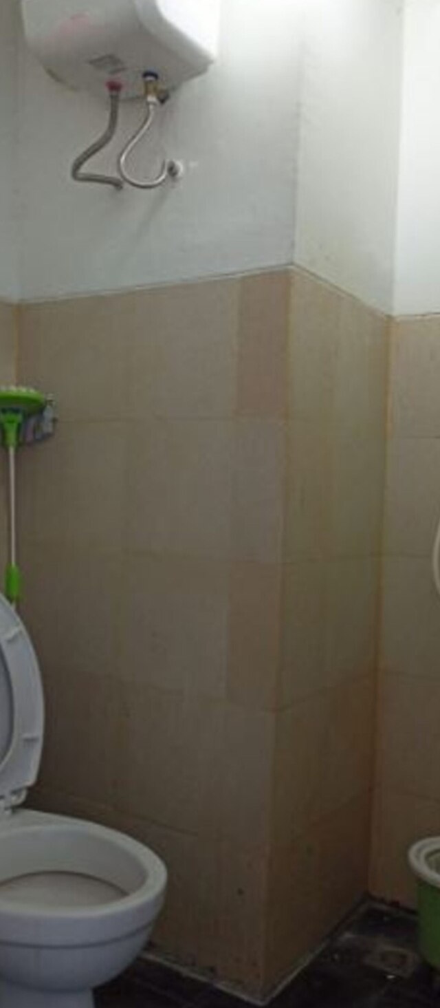 メナラ ランクット ビズ スクエア バイ デディ