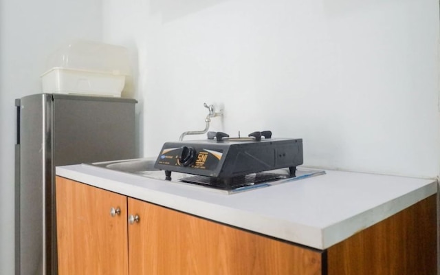 メナラ ランクット ビズ スクエア バイ デディ