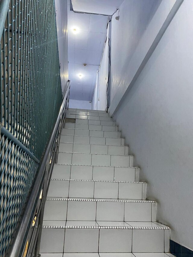 ブルサラウン ホームステイ マカッサル