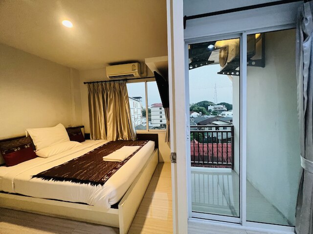 INN Kham アパートメント