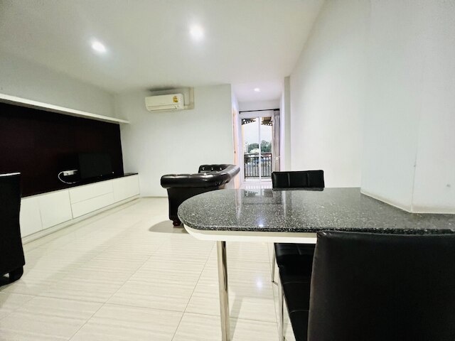 INN Kham アパートメント