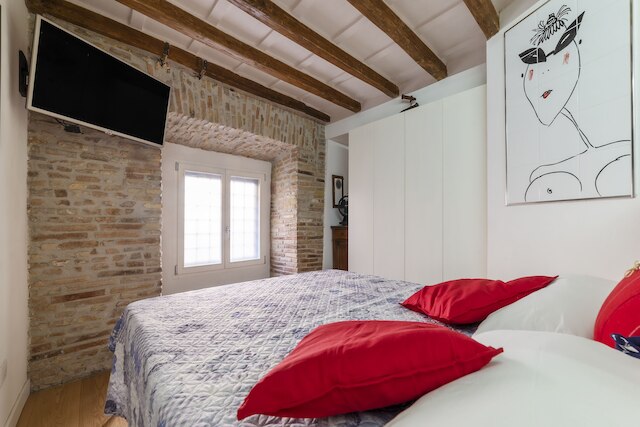 ラルゴ ディ トッレ アルゼェンティーナ コージー スタジオ