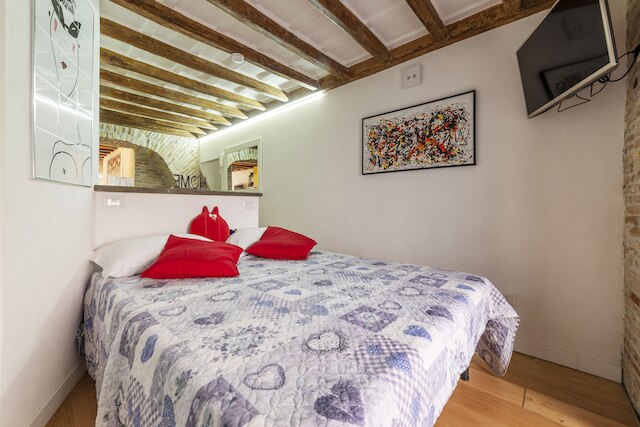 ラルゴ ディ トッレ アルゼェンティーナ コージー スタジオ