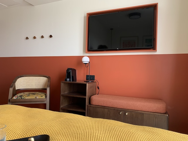 ザ ピープル - パリ ネーション - ホステル