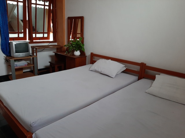 ホテル ダナ ジョグジャ