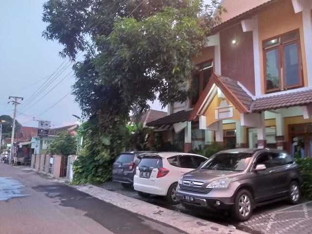 ホテル ダナ ジョグジャ